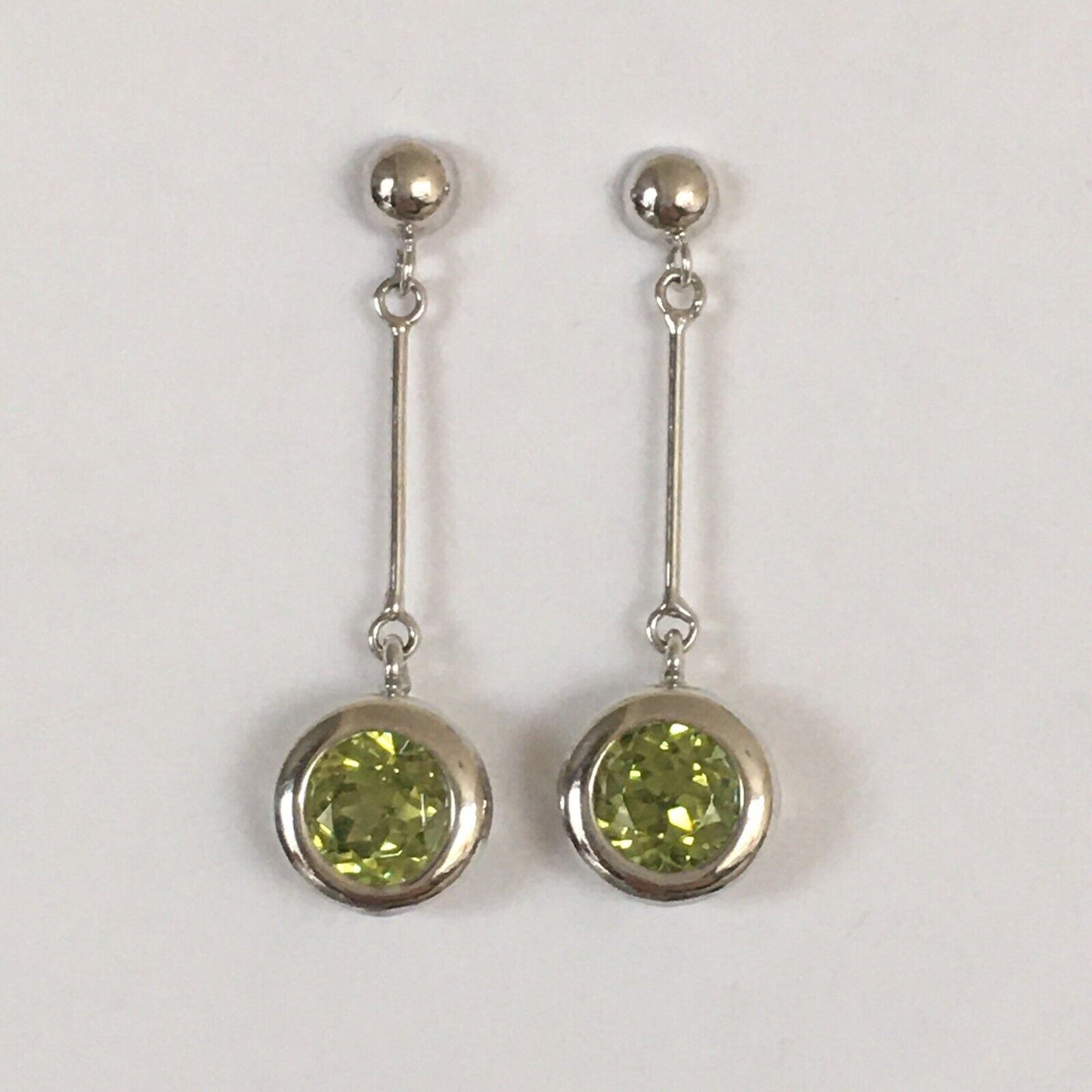 Q13113-2E, New 14k Solid White Gold W/G Green Period Earrings, Studs, Dangling