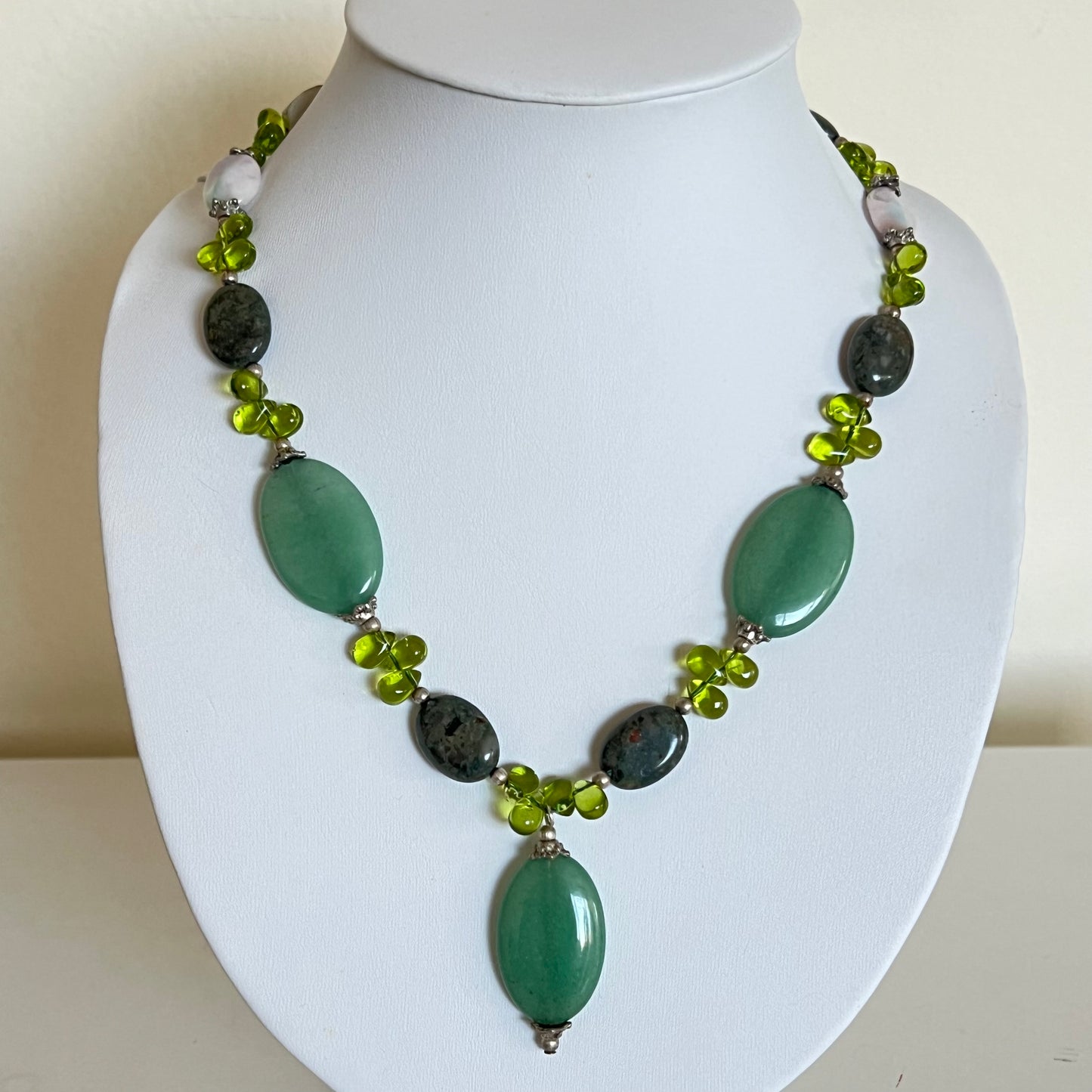 Green Jade agate with green crystal necklace