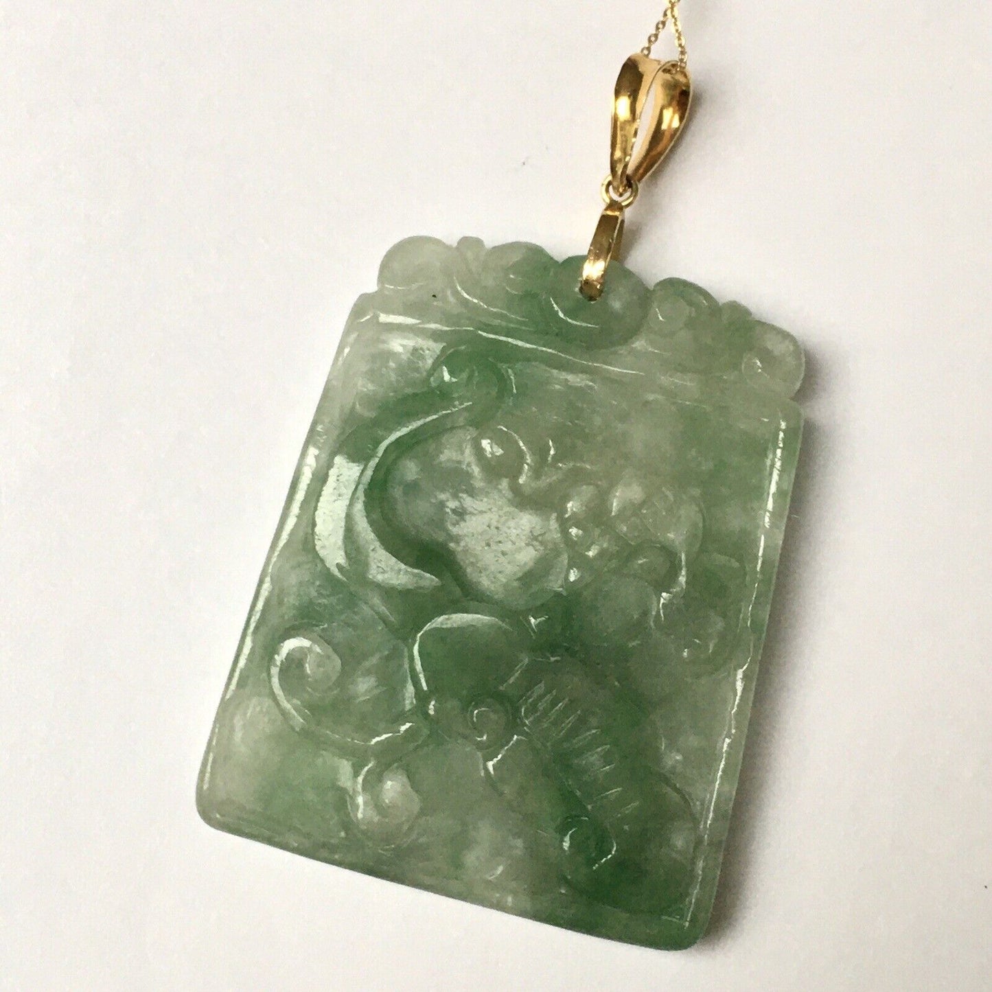 14k Solid Yellow Gold Big Green Jade Pendant Hand carved Good Luck Fish 16.0g