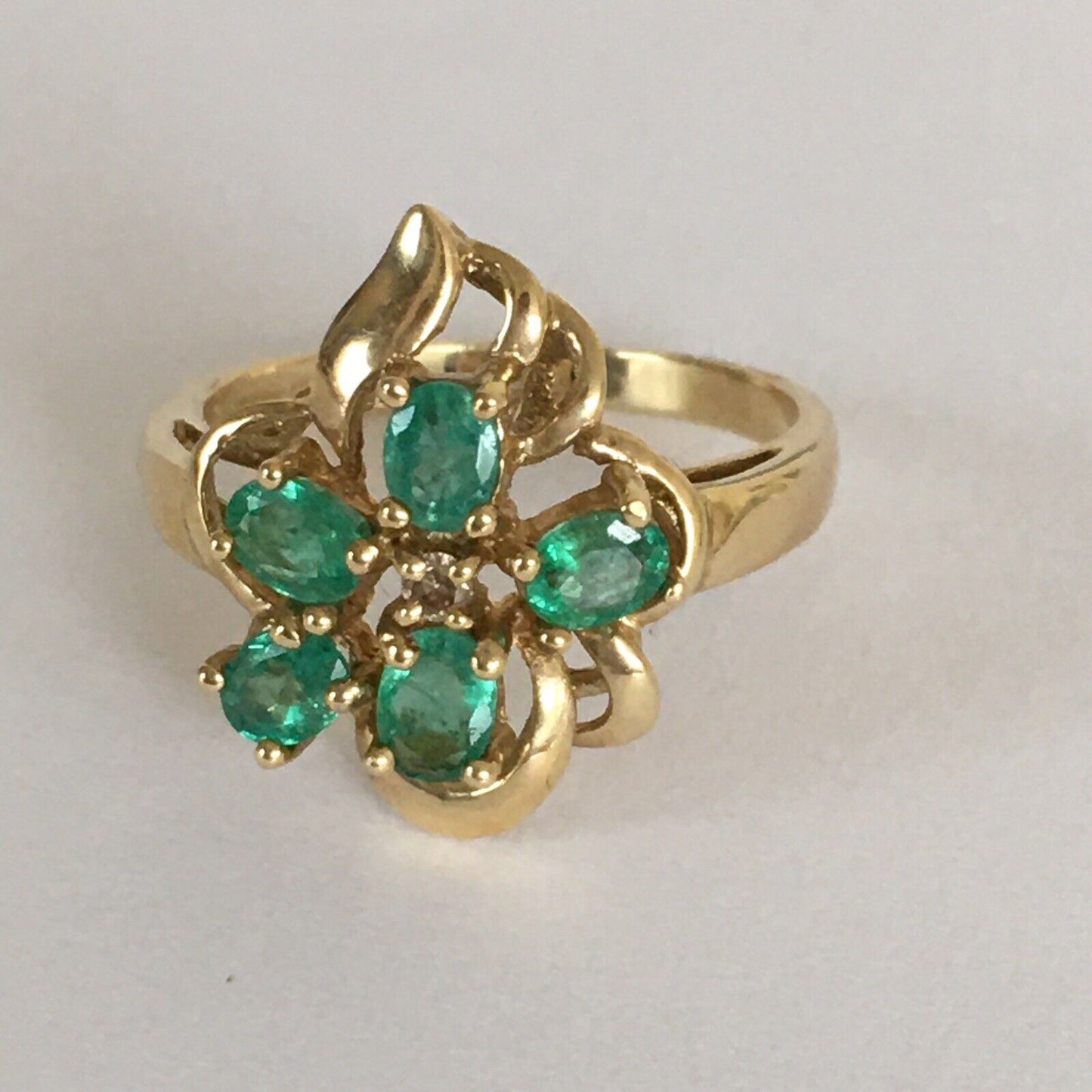 P-5532 New 14k Solid Yellow Gold Genuine Emerald Diamond Ring SZ-7 Unique Flower