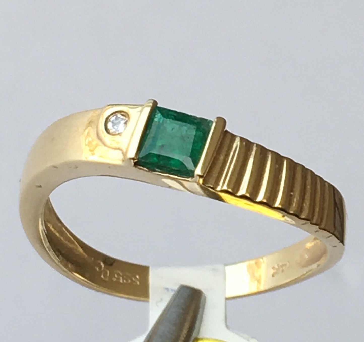 Q10624, New 14k Solid Yellow Gold Y/G Genuine Emerald Diamond Ring, SZ-7