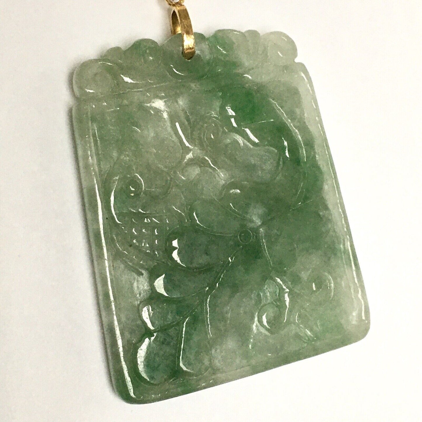 14k Solid Yellow Gold Big Green Jade Pendant Hand carved Good Luck Fish 16.0g