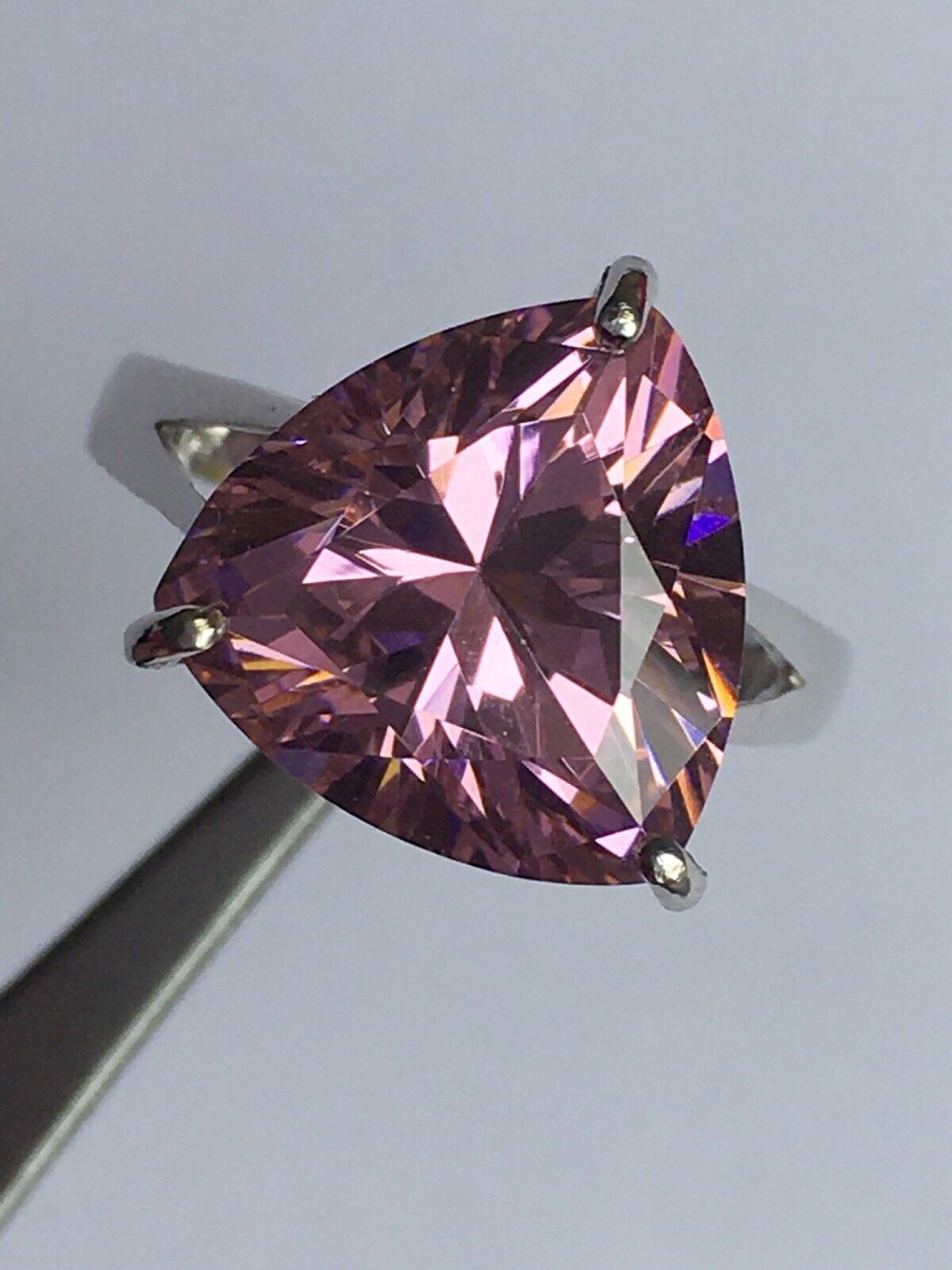 New 14k Solid White Gold W/G Pink Topaz Ring, 12*12*12mm, TriangleCut, SZ-7, NWT