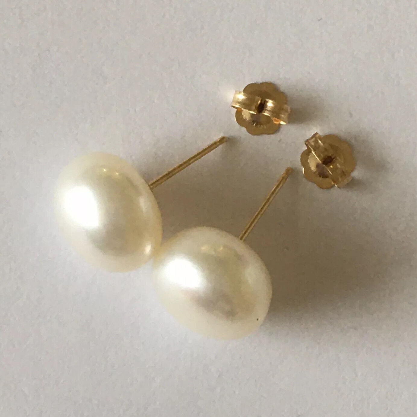 P-52011, New 14k Solid Yellow Gold Natural White Fresh Water Pearl Studs Earrings, 11mm