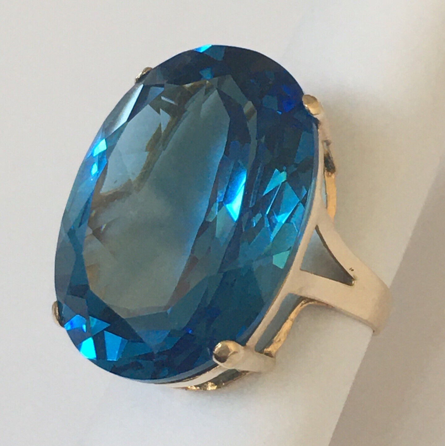 New 14k Solid Yellow Gold Y/G Ring Blue Topaz, 20*27mm, Oval, SZ-8, P0614512