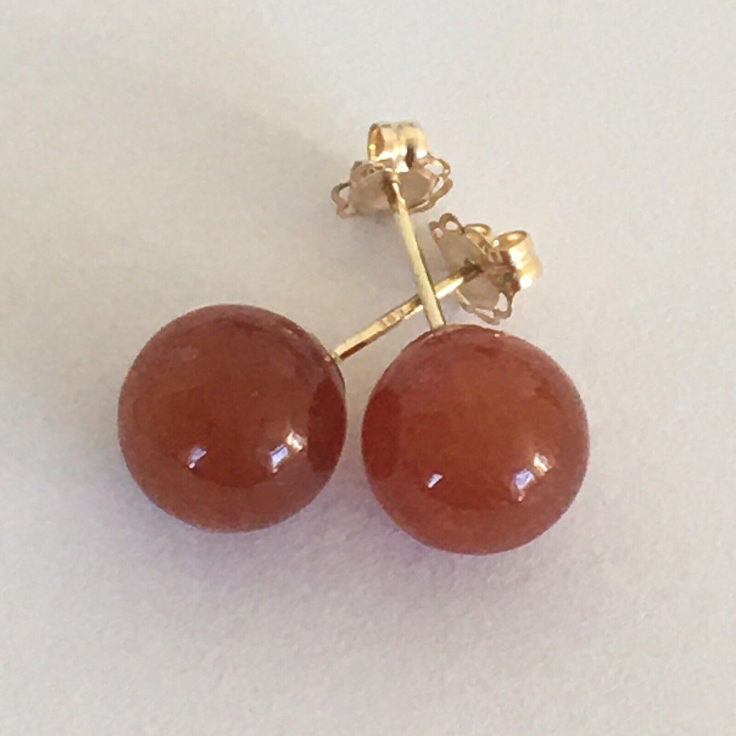 P-5203, New 14k Solid Yellow Gold Natural Red Jade Ball Earrings Studs 8mm