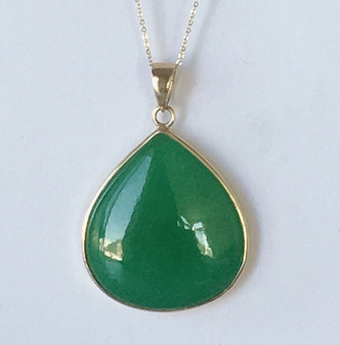 P-2380 New 14k Solid Yellow Gold Natural Quality Green Jade Pendant HandCut Pear