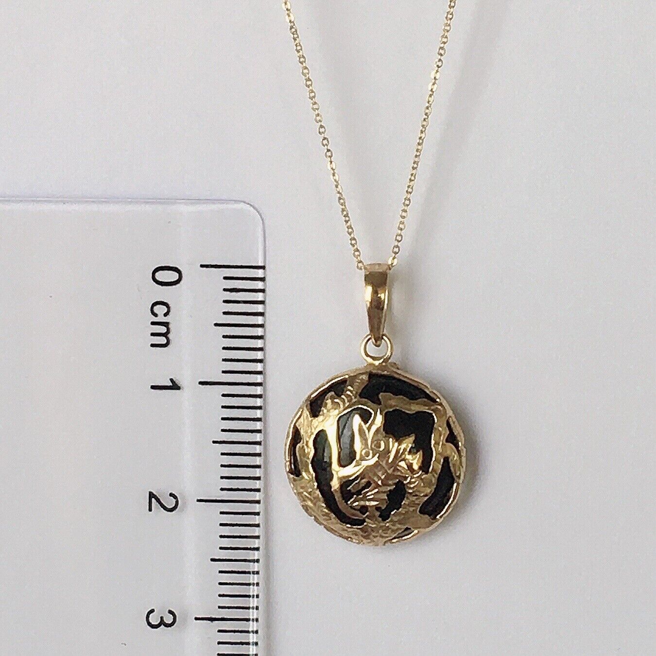 P-1940 New 14k Solid Yellow Gold Black Onyx Pendant Powerful Dragon