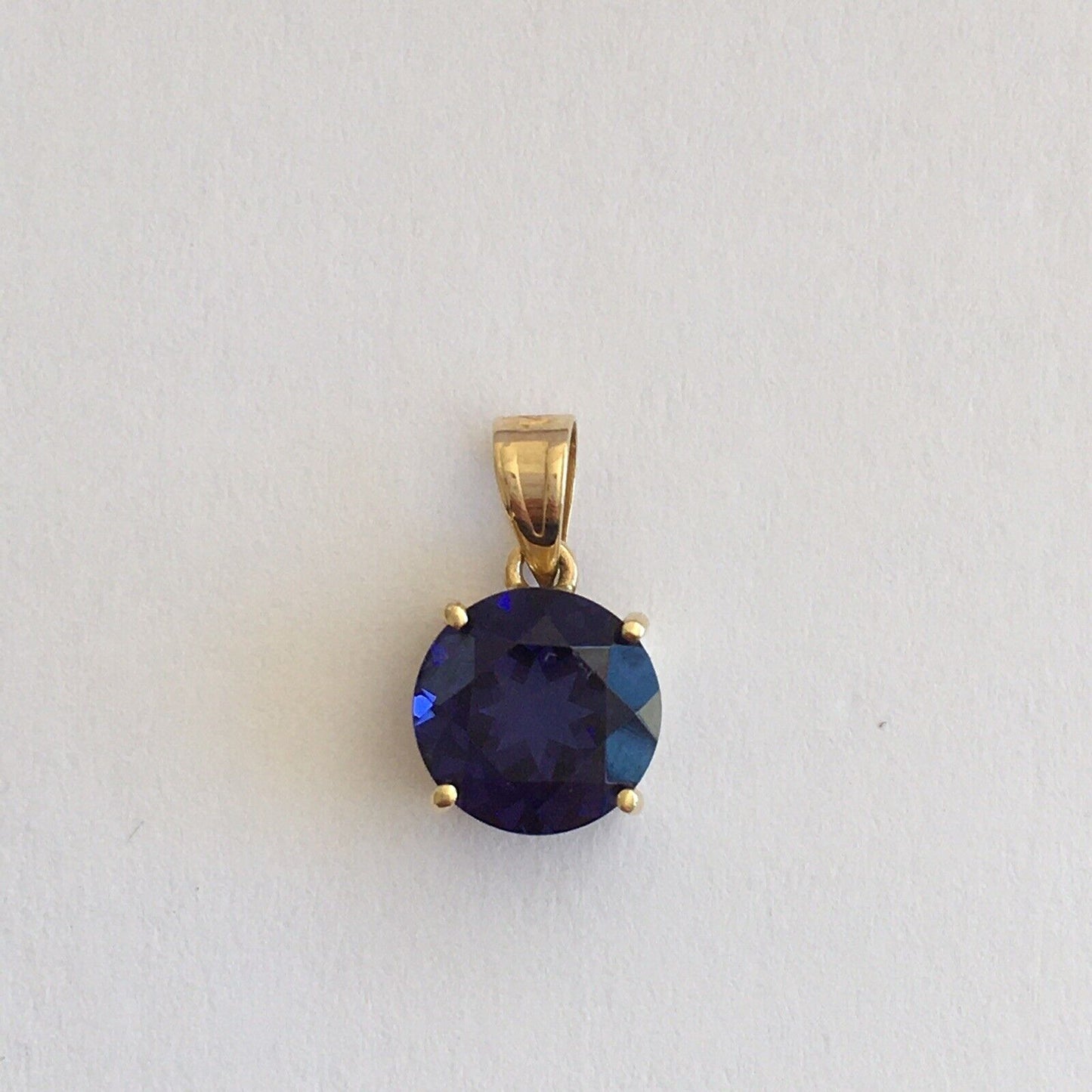 New 14k Solid Yellow Gold Y/G Round Iolite Pendant, 8*8mm, Sapphire Blue