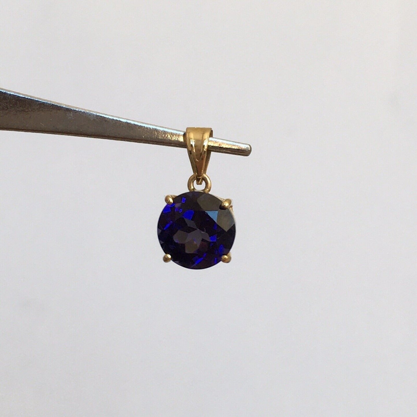 New 14k Solid Yellow Gold Y/G Round Iolite Pendant, 8*8mm, Sapphire Blue