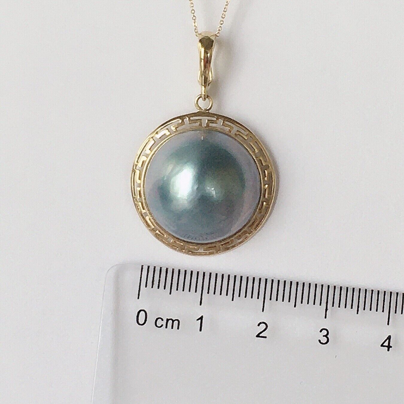 P-1320, New 14k Solid Yellow Gold Y/G Natural Black Mabe Pearl Pendant