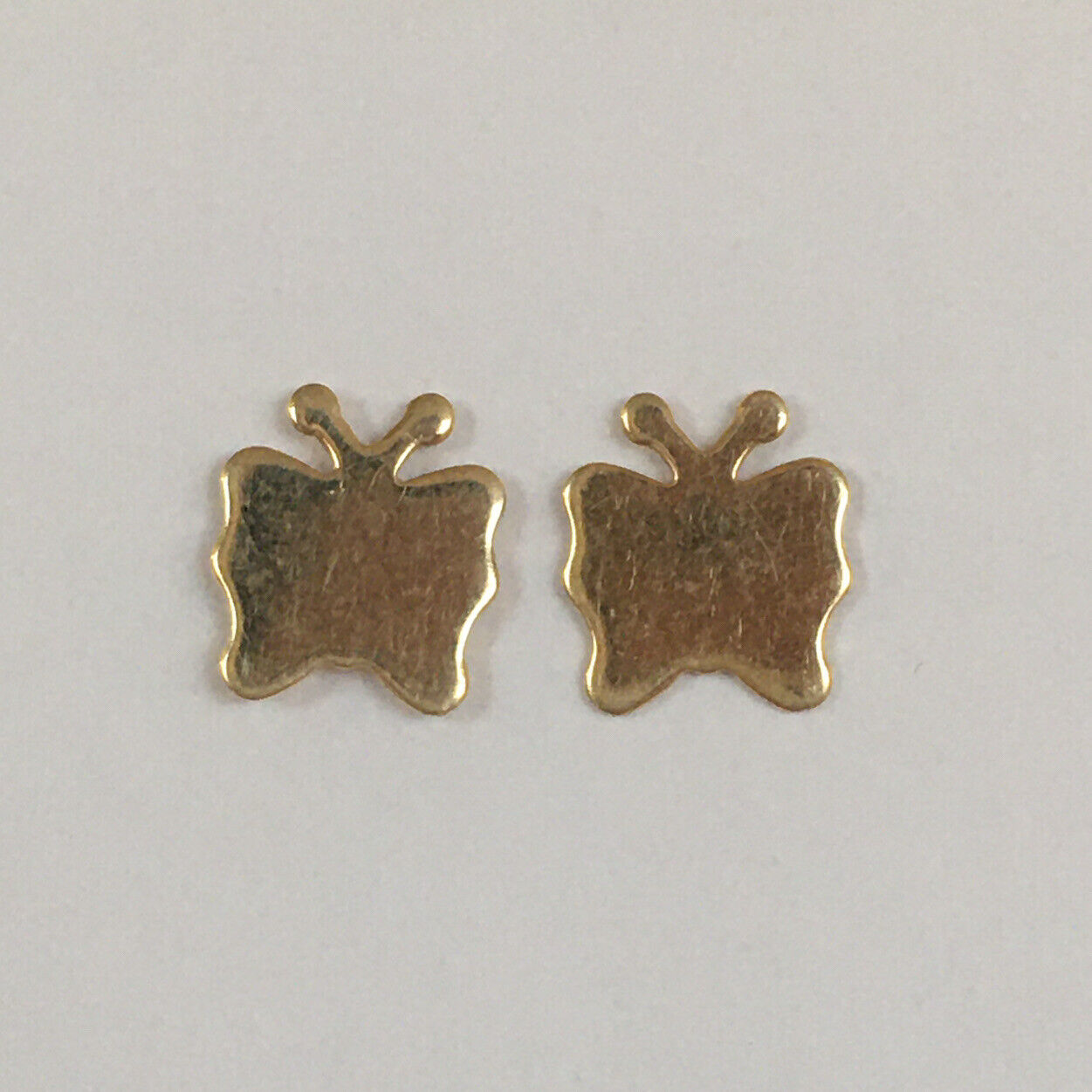 P-0360, New 14k Yellow Gold Earrings Studs Unique Shining Butterfly Design