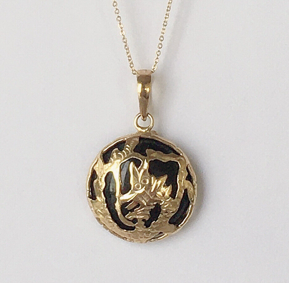 P-1940 New 14k Solid Yellow Gold Black Onyx Pendant Powerful Dragon