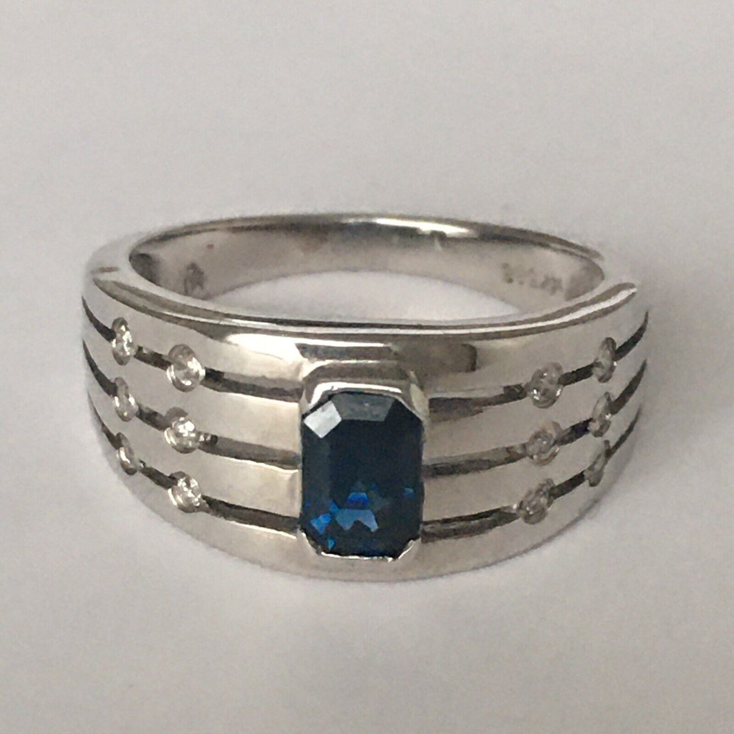 Q3536, New 14k Solid White Gold W/G Genuine Sapphire Diamond Ring, SZ-7.5, NWT