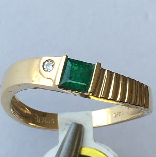 Q10624, New 14k Solid Yellow Gold Y/G Genuine Emerald Diamond Ring, SZ-7