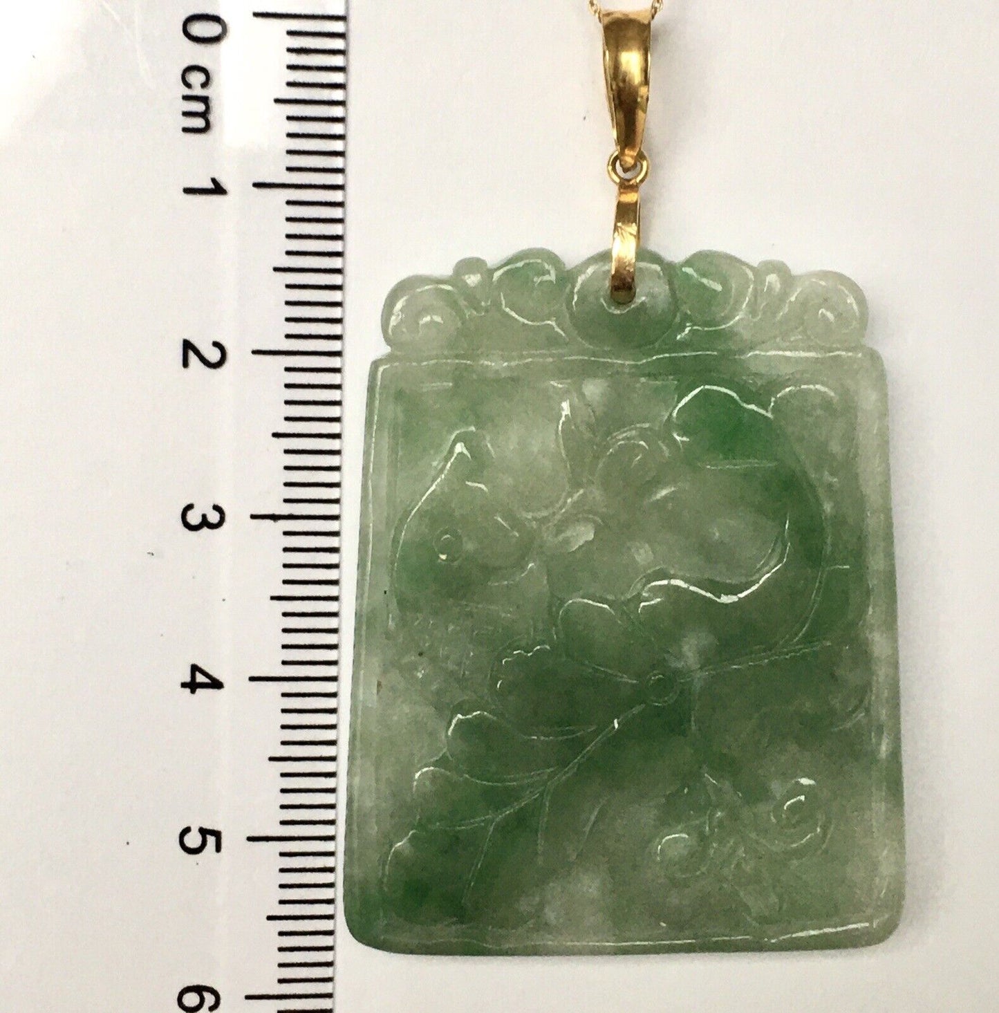 14k Solid Yellow Gold Big Green Jade Pendant Hand carved Good Luck Fish 16.0g