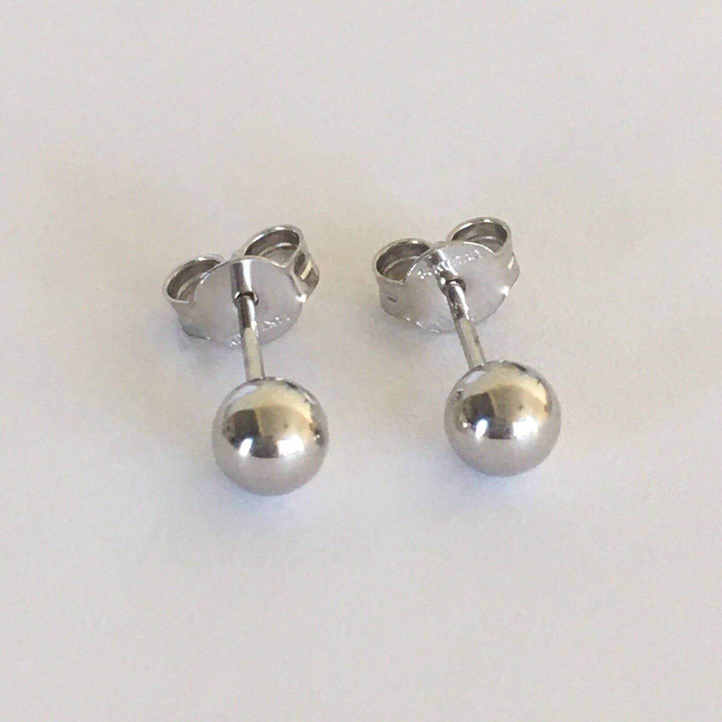 P-0550, New 14k White Gold Earrings Studs 10*10mm Shining Ball