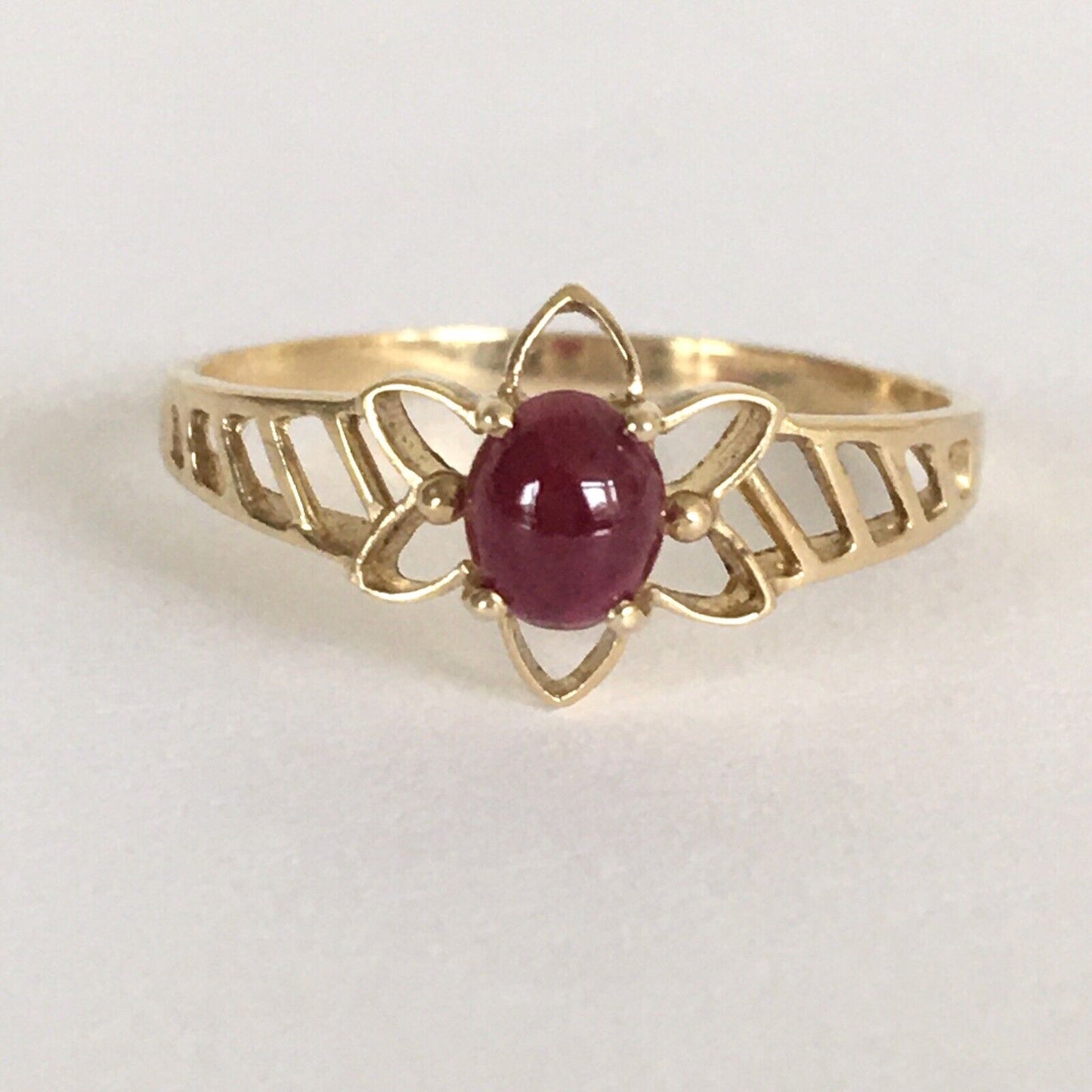 P-5610, New 14k Solid Yellow Gold Y/G Genuine Ruby Ring, Oval Shape, SZ-6.5