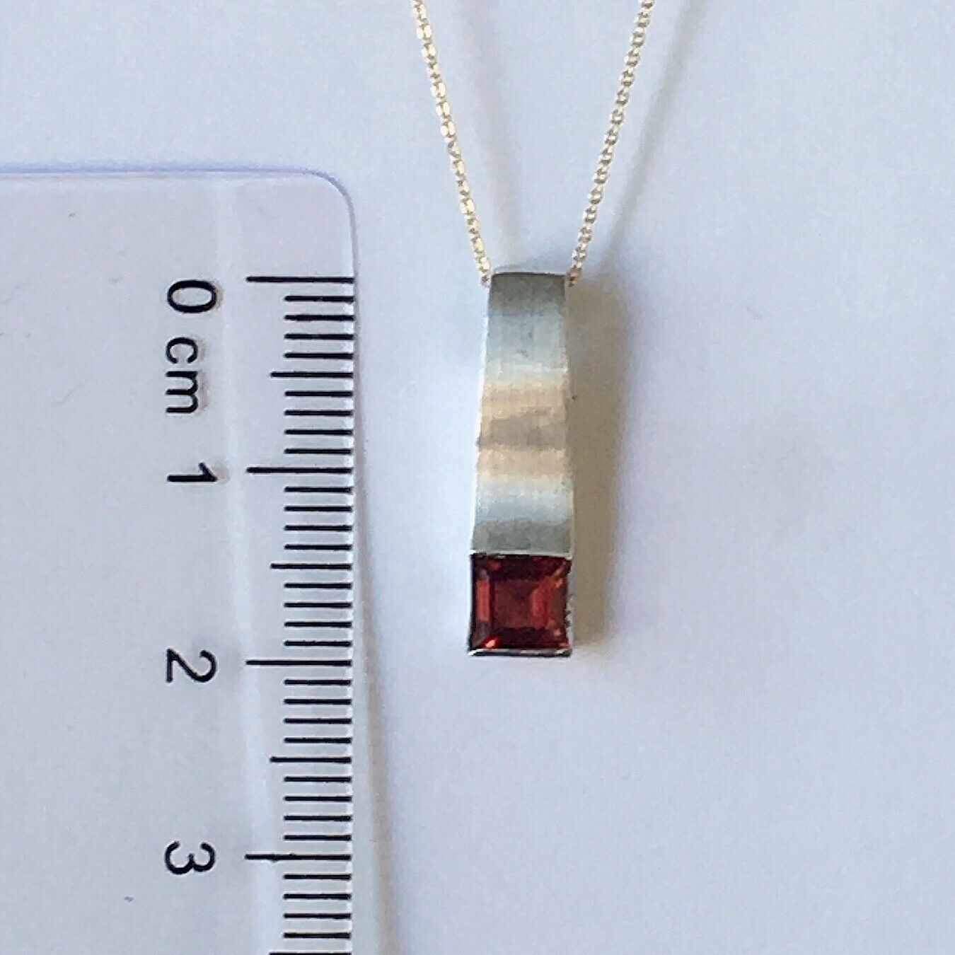 P-0780 New 14k Solid White Gold W/G Red Garnet Pendant