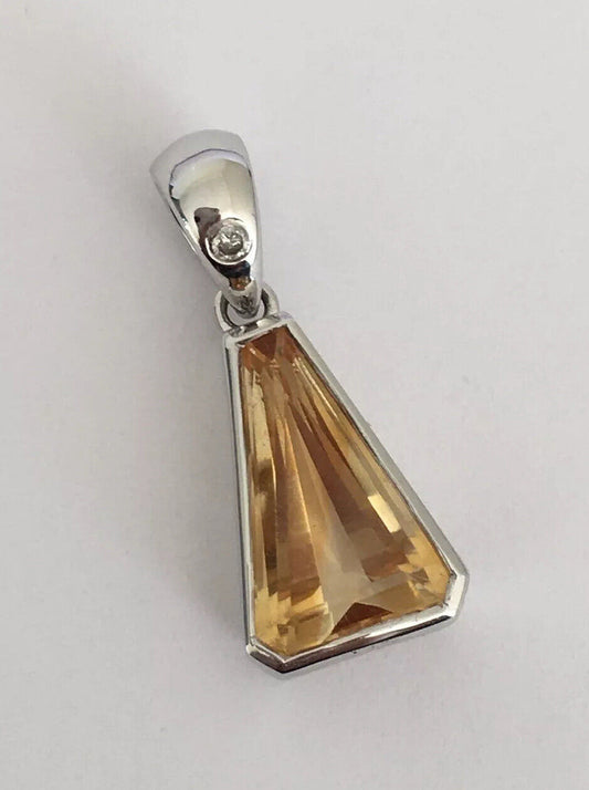 P-4406 New 14k Solid White Gold W/G Triangle Natural Yellow Citrine Diamond Pendant