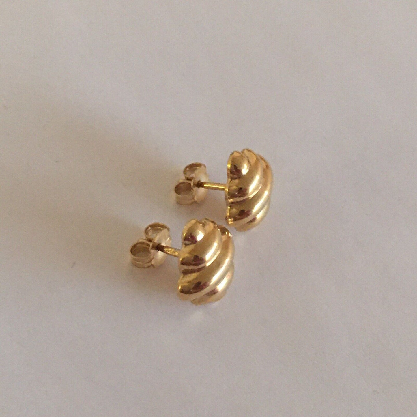 P-0270, New 14k Yellow Gold Earrings Studs Unique Torch Design Good Lucky