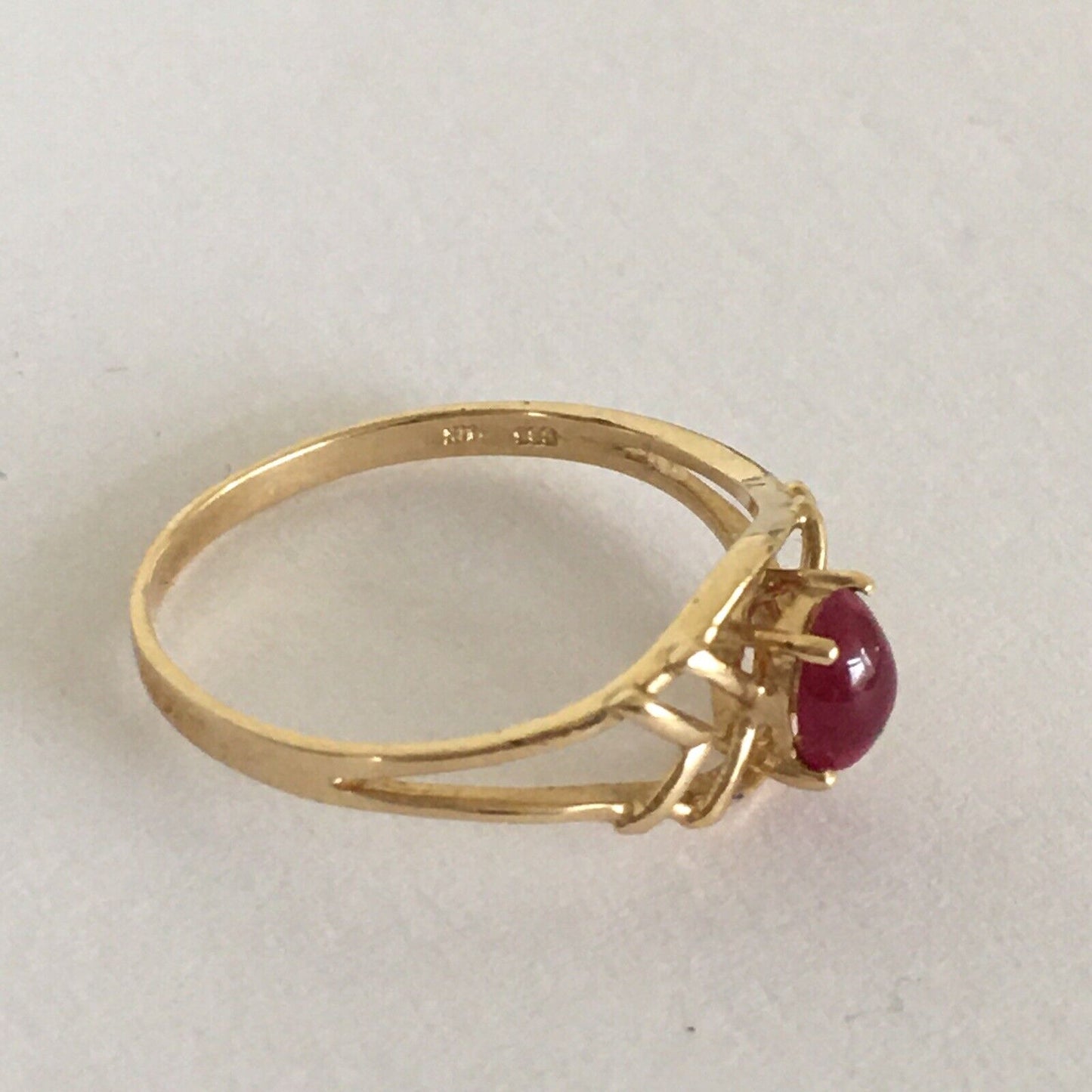 P-5410, New 14k Solid Yellow Gold Y/G Genuine Ruby Ring, Oval Shape, SZ-6