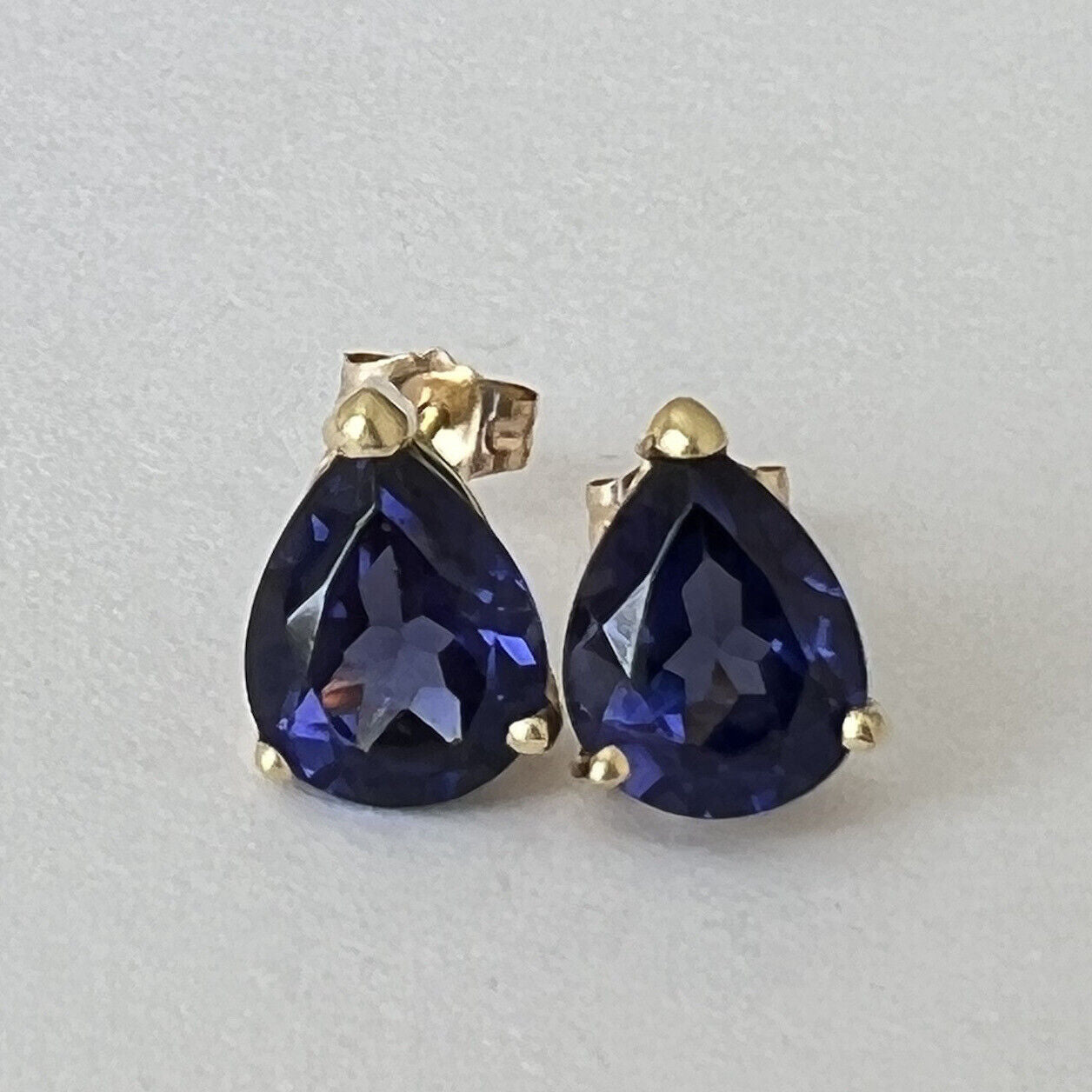 P2250 New 14k Solid yellow Gold Iolite Topaz Pear Studs Earrings Gemstone 7*9mm