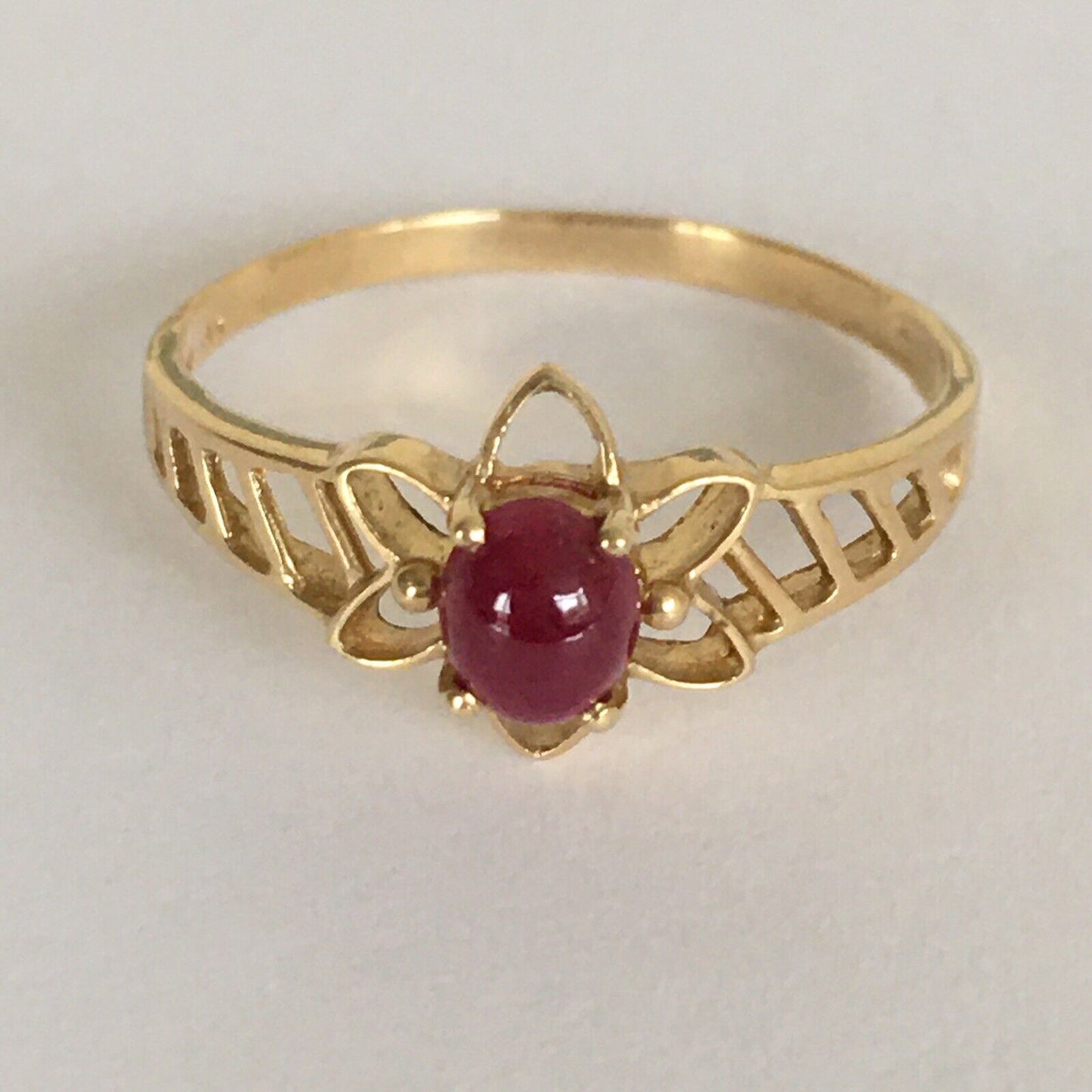 P-5610, New 14k Solid Yellow Gold Y/G Genuine Ruby Ring, Oval Shape, SZ-6.5