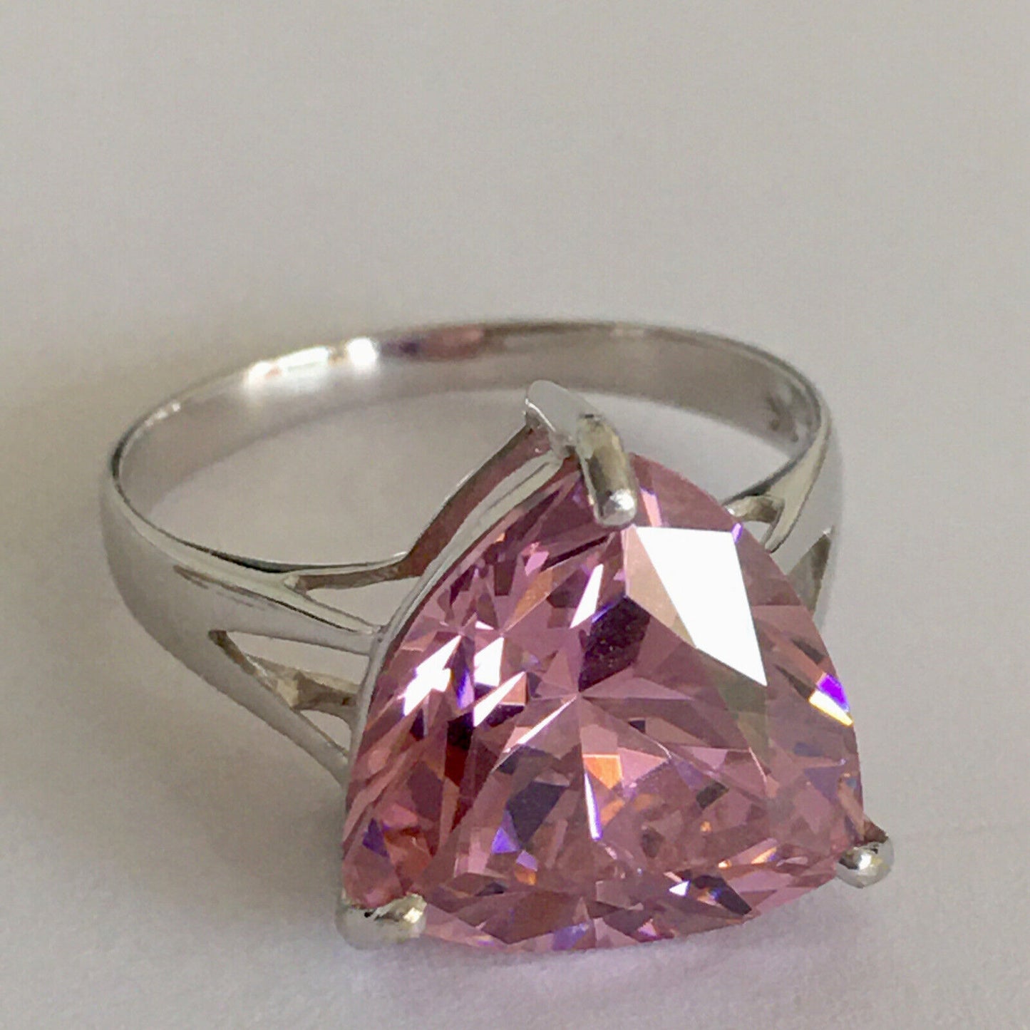 New 14k Solid White Gold W/G Pink Topaz Ring, 12*12*12mm, TriangleCut, SZ-7, NWT