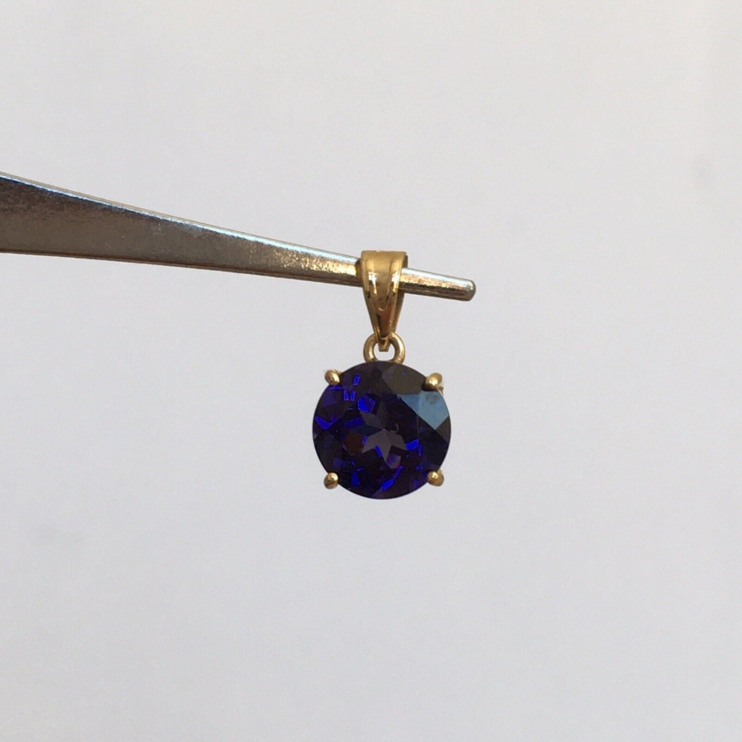 New 14k Solid Yellow Gold Y/G Round Iolite Pendant, 8*8mm, Sapphire Blue