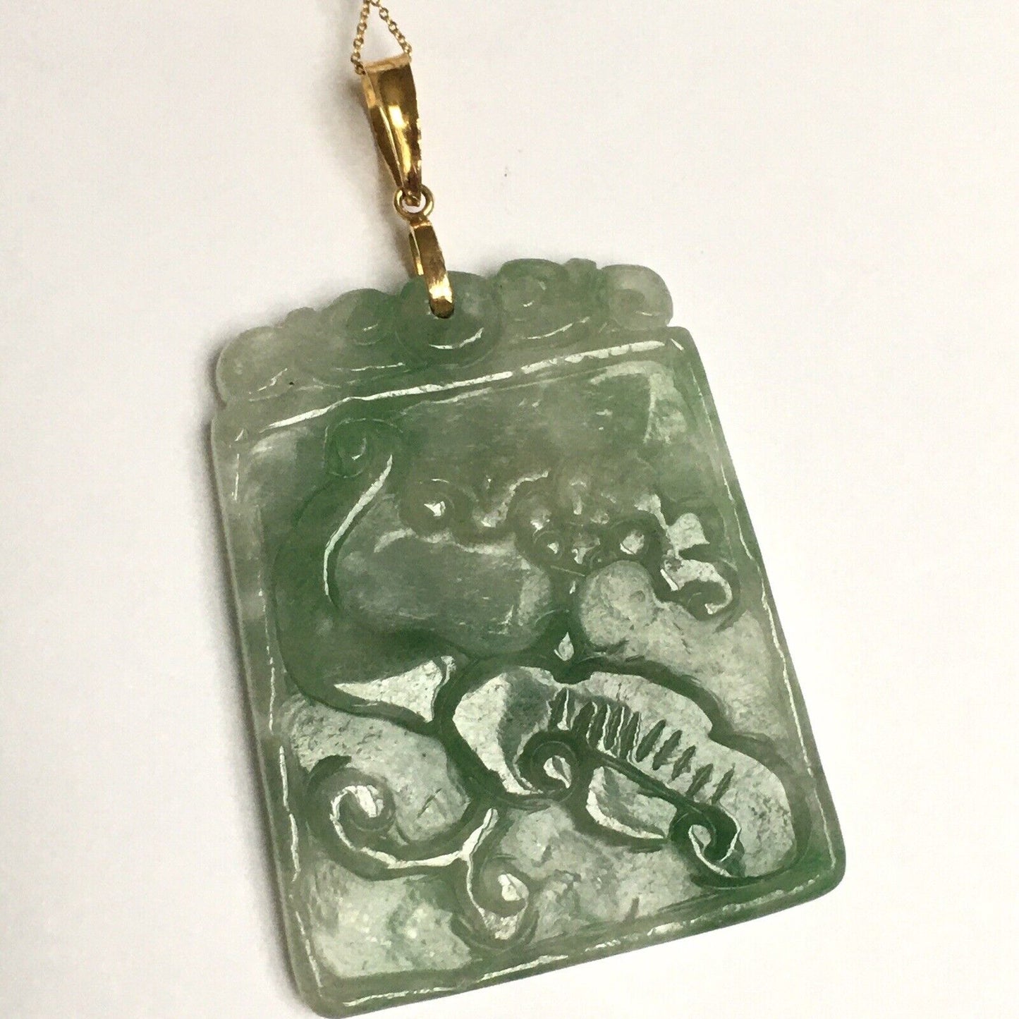 14k Solid Yellow Gold Big Green Jade Pendant Hand carved Good Luck Fish 16.0g