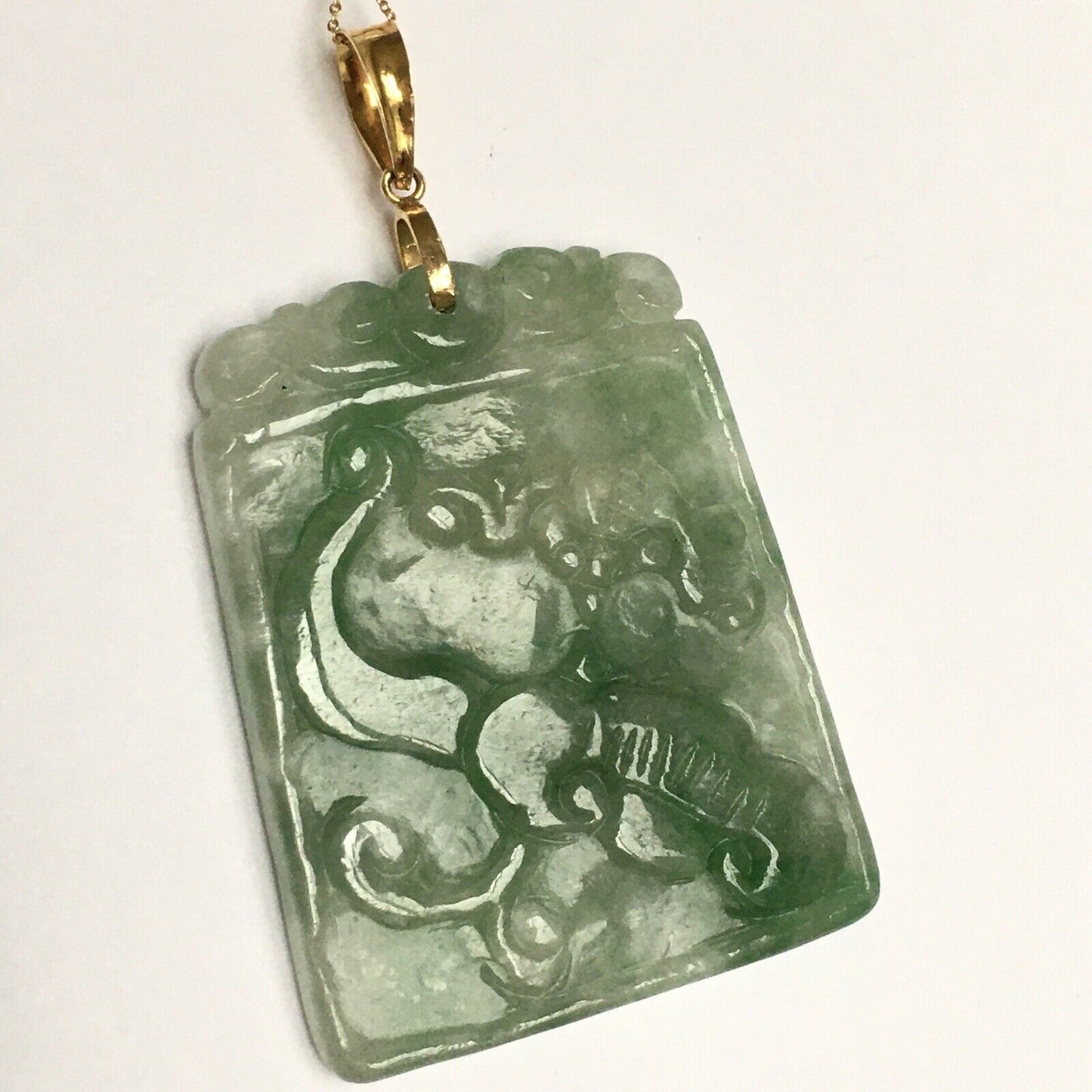 14k Solid Yellow Gold Big Green Jade Pendant Hand carved Good Luck Fish 16.0g