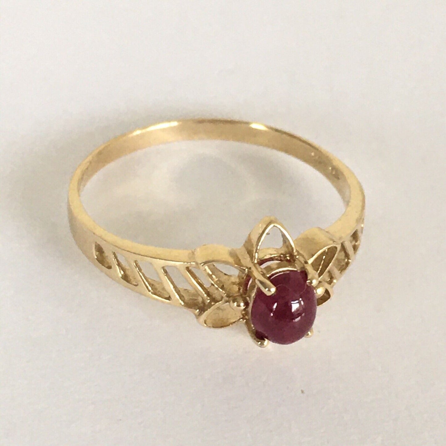 P-5610, New 14k Solid Yellow Gold Y/G Genuine Ruby Ring, Oval Shape, SZ-6.5