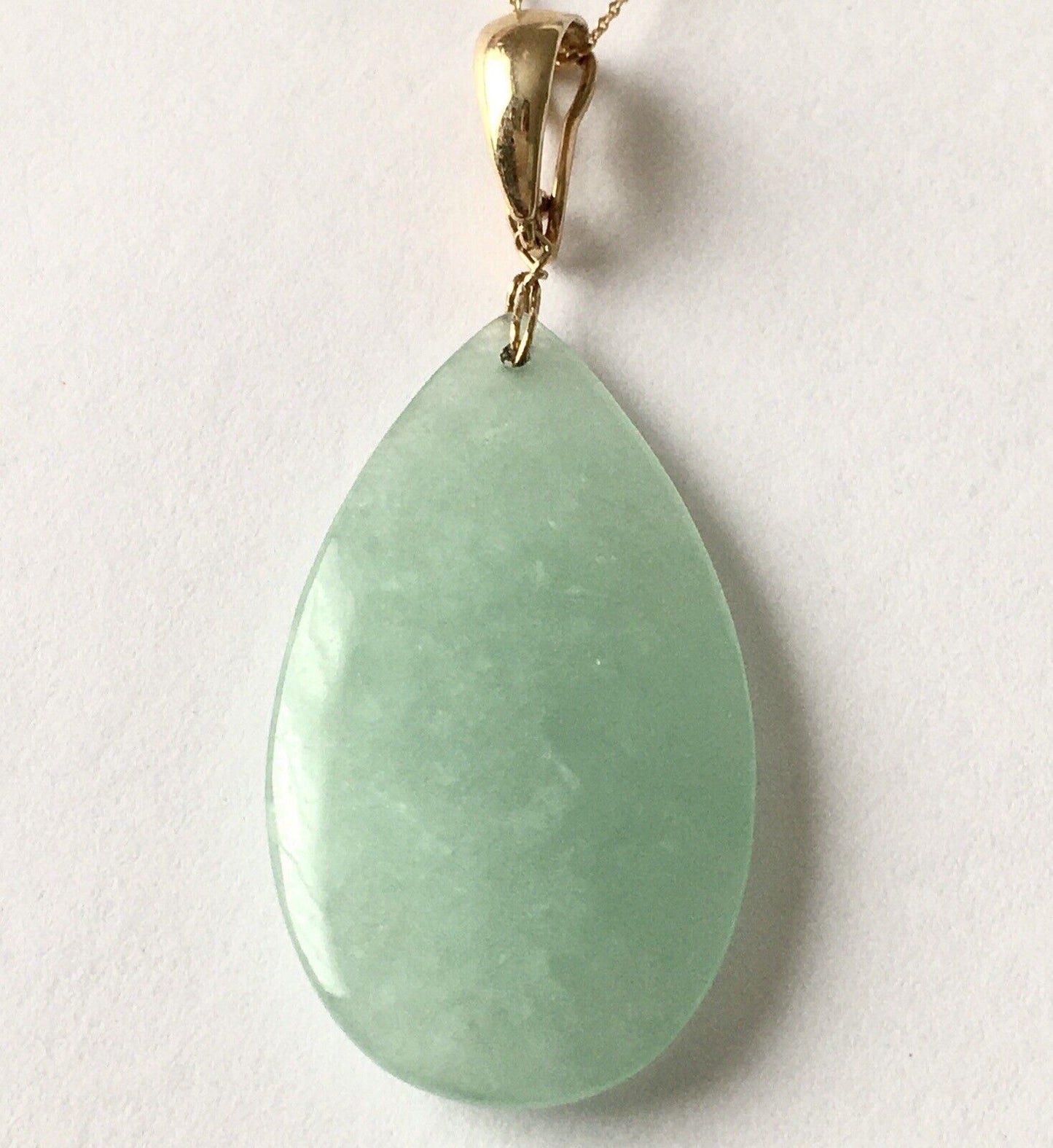 New 14k Solid Yellow Gold Natural Green Jade Teardrop Pendant Good Luck 6.3g