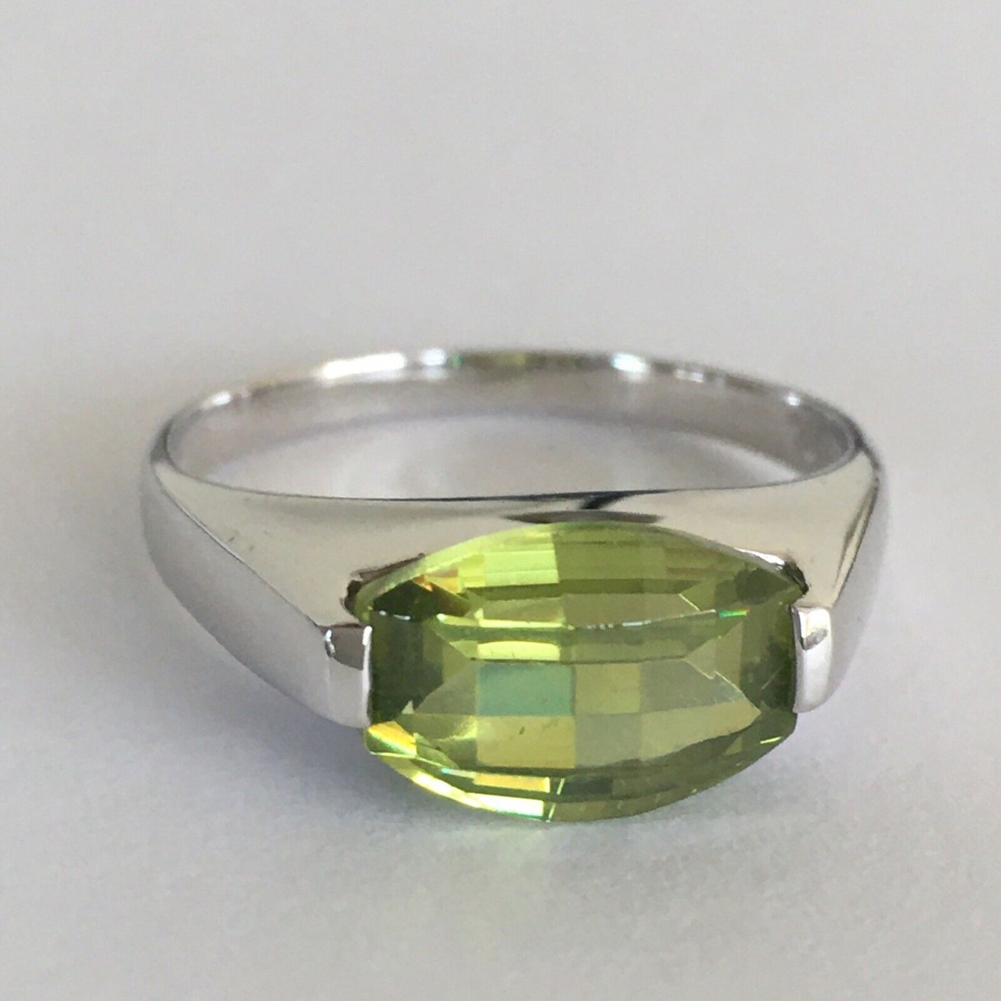 New 14k Solid White Gold W/G Peridot Ring Fancy Cut, 7*11mm, SZ-7, NWT