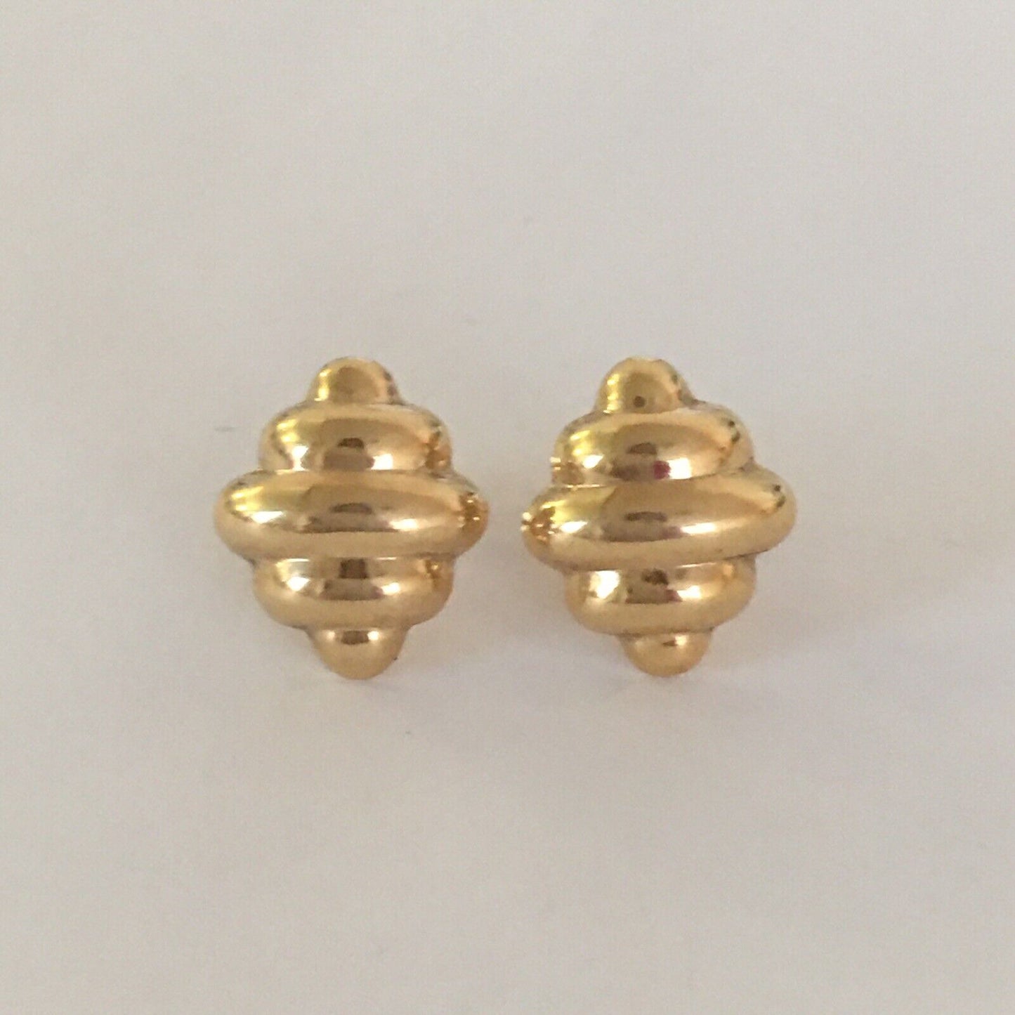 P-0270, New 14k Yellow Gold Earrings Studs Unique Torch Design Good Lucky