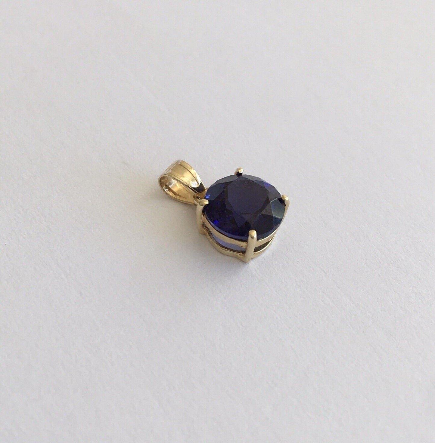 New 14k Solid Yellow Gold Y/G Round Iolite Pendant, 8*8mm, Sapphire Blue