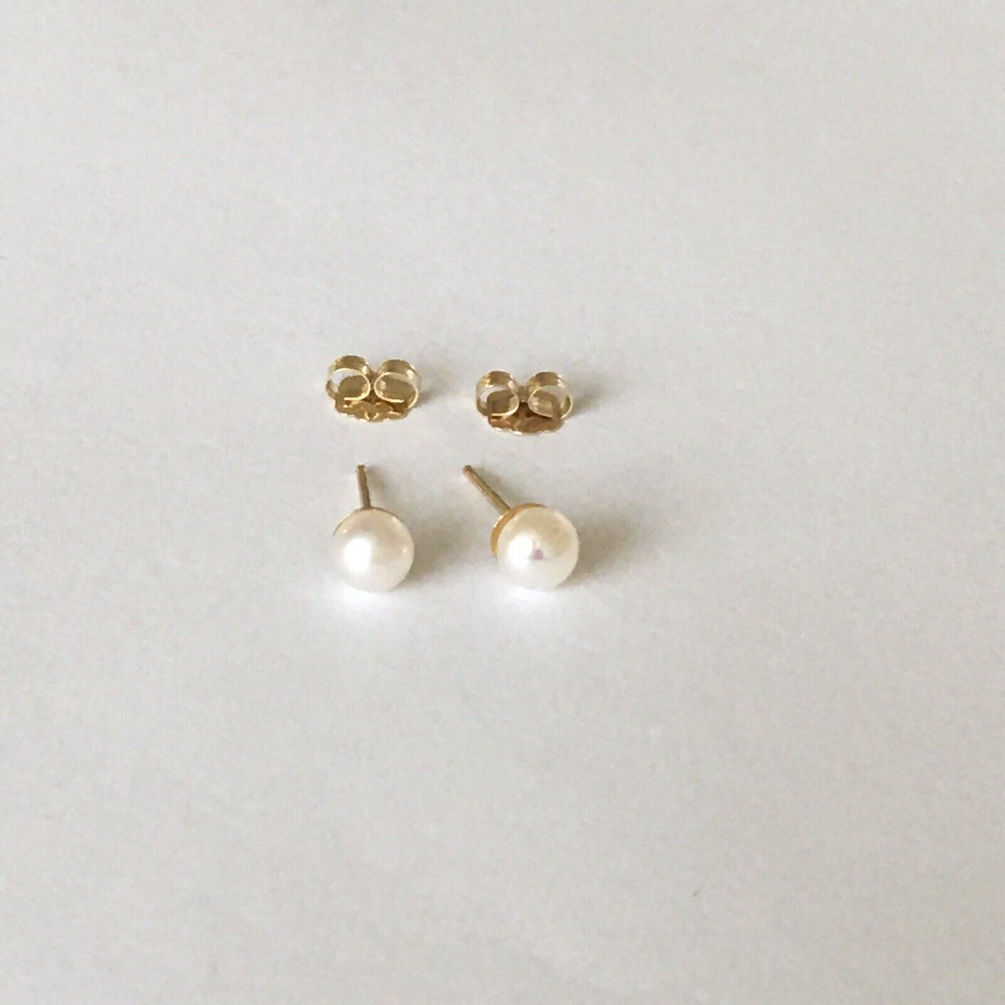 P-5204, New 14k Solid Yellow Gold Natural Fresh Water Pearl Studs Earrings, 4mm