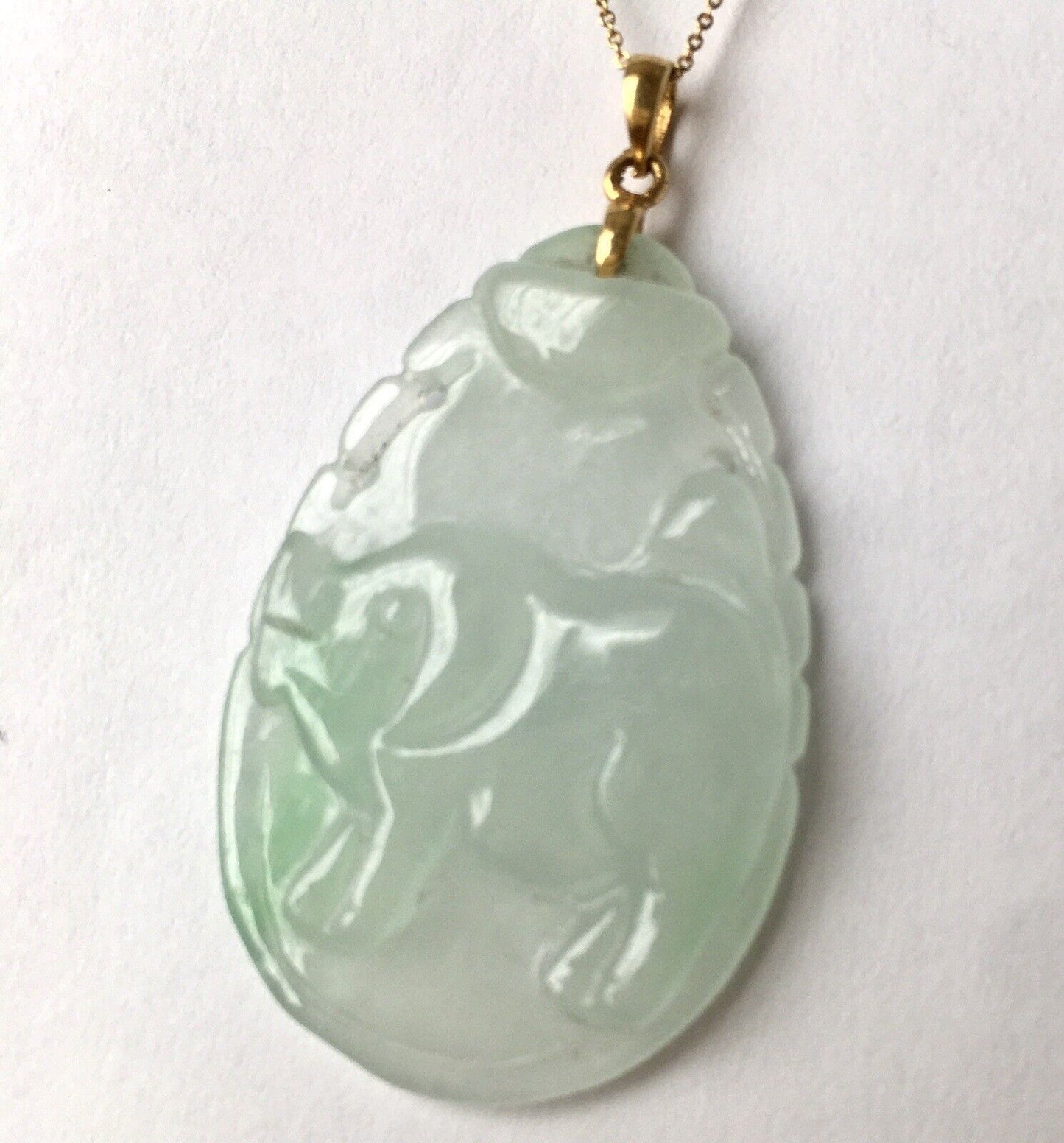 New 18k Solid Yellow Gold White Jade Pendant Good Luck Hand Carved Year Of Pig