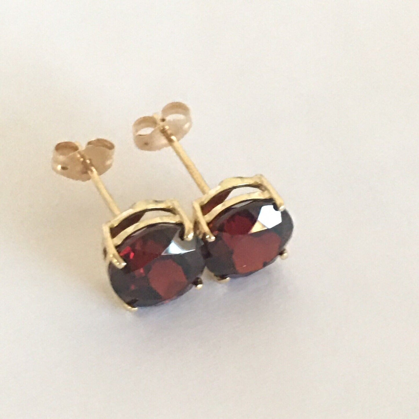 P2140 New 14k Solid yellow Gold Garnet Earrings Studs Round Gemstone 8*8mm