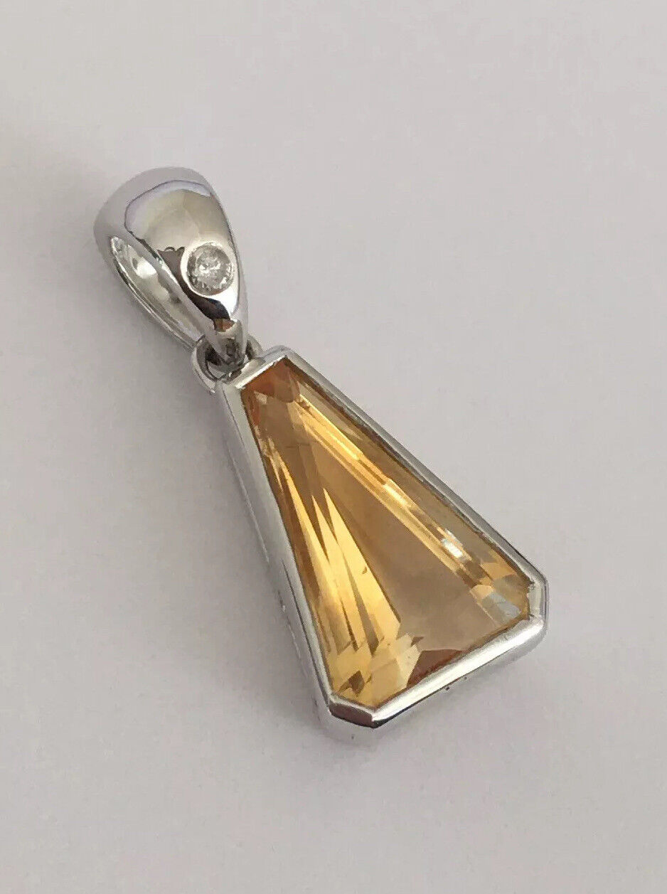 P-4406 New 14k Solid White Gold W/G Triangle Natural Yellow Citrine Diamond Pendant