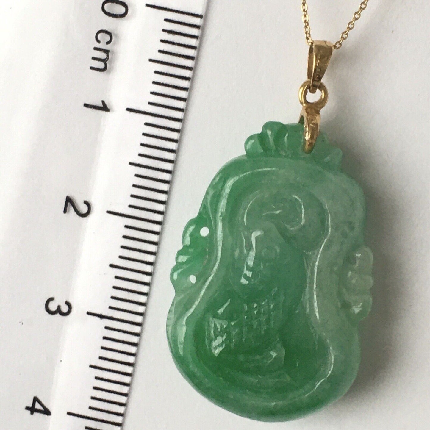 18k Solid Yellow Gold Green Jade Pendant Hand carved Good Luck Fish Gourd 7.7g