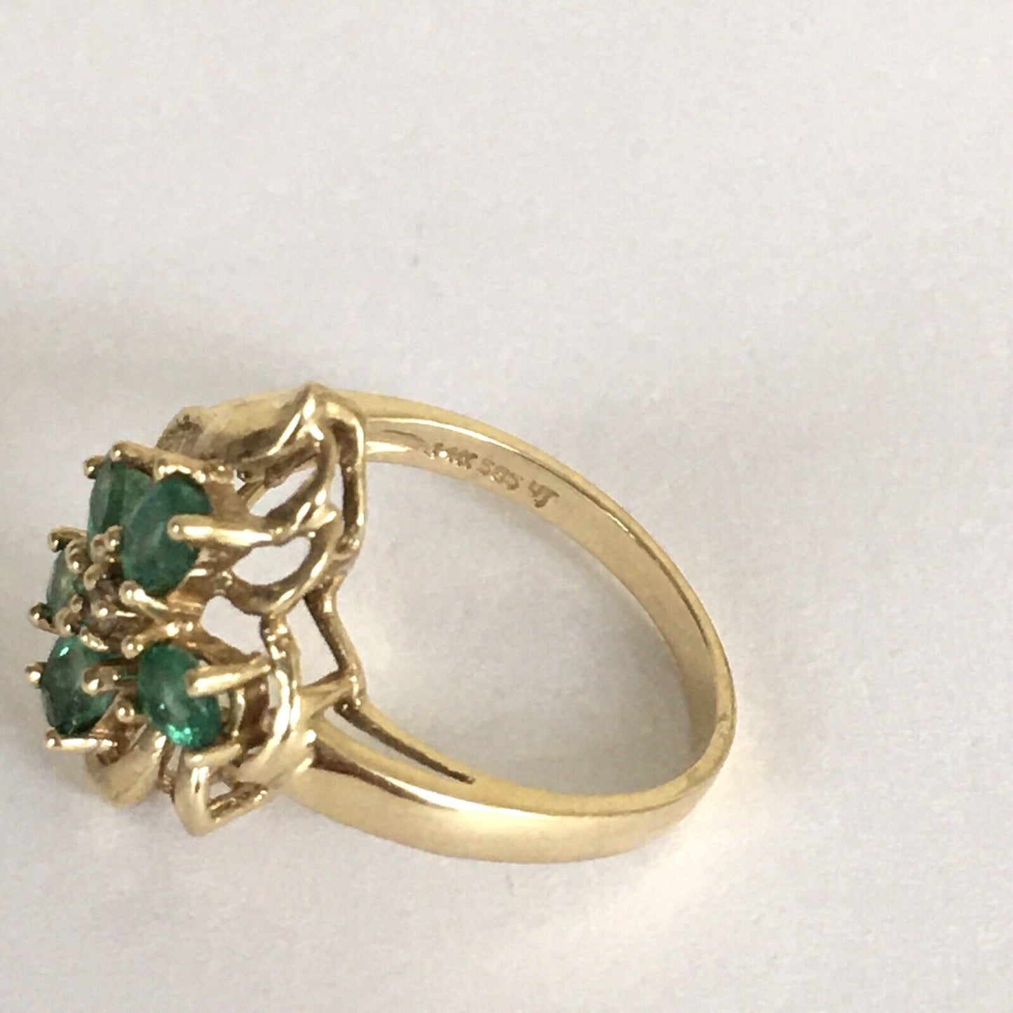 P-5532 New 14k Solid Yellow Gold Genuine Emerald Diamond Ring SZ-7 Unique Flower