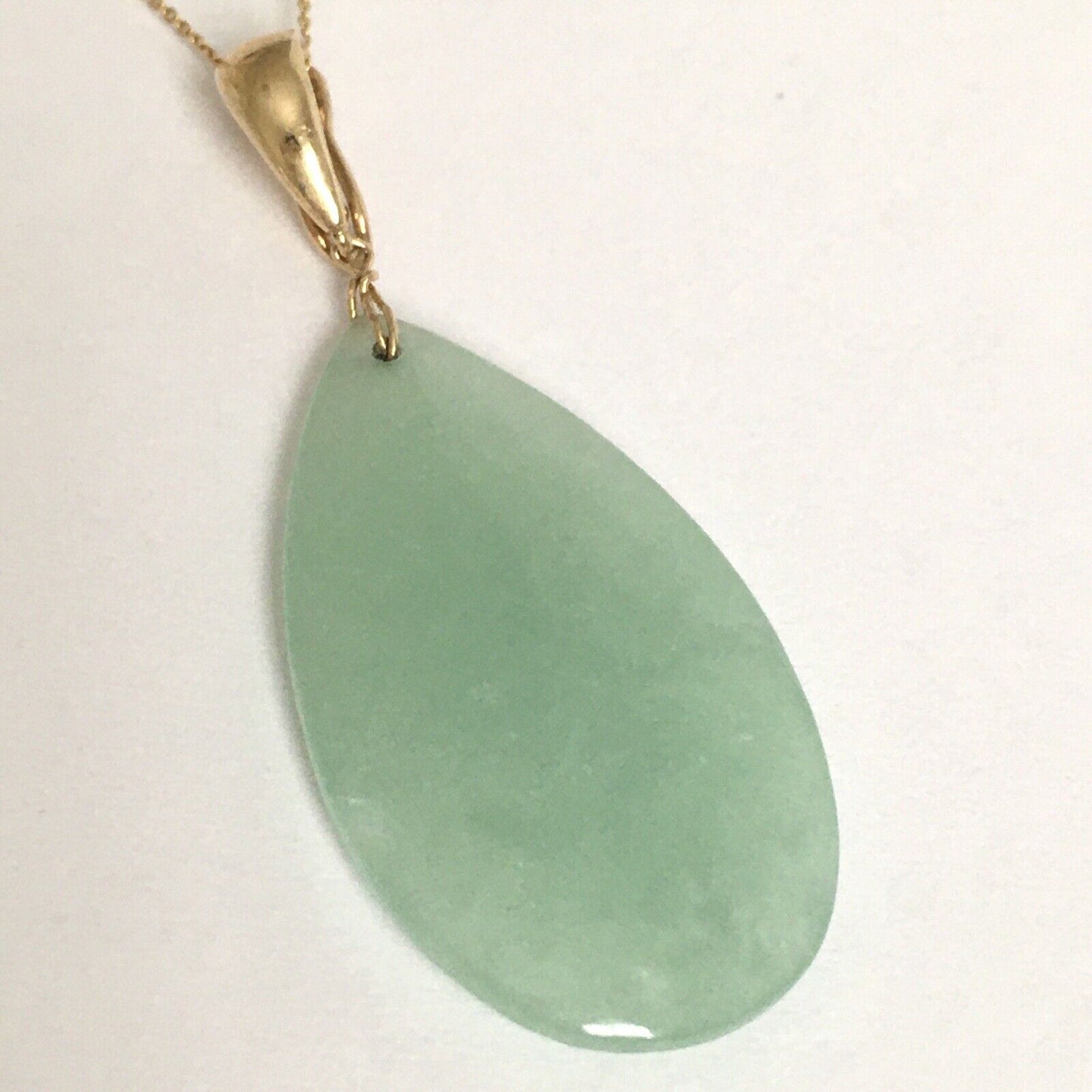 New 14k Solid Yellow Gold Natural Green Jade Teardrop Pendant Good Luck 6.3g